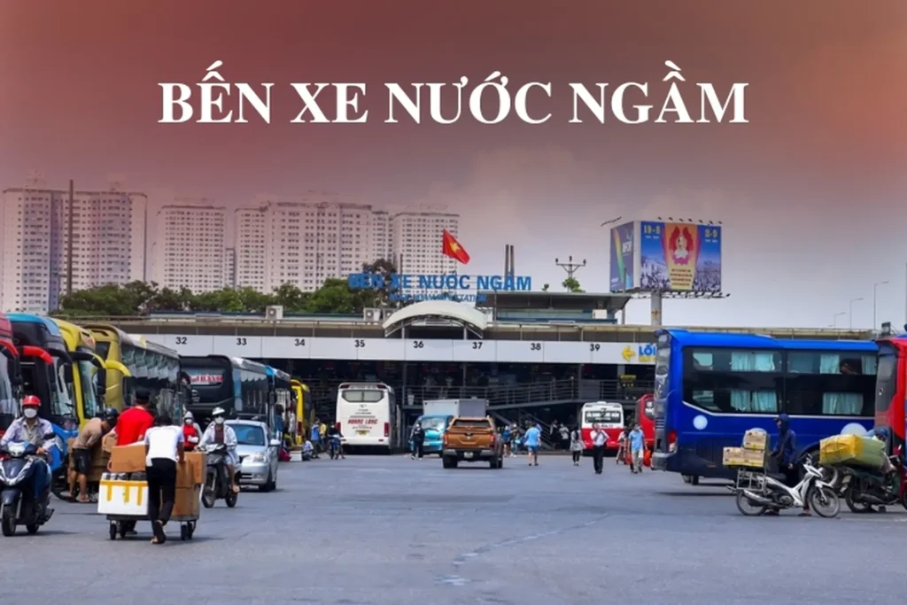 Khu vực Bến xe Nước Ngầm tại Hà Nội